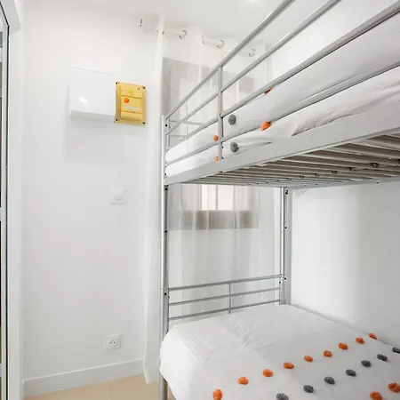 Holiday home O Soleil Bright With Terrace In The Naturist Village *